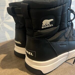 Sorel Women's Waterproof Black and White Winter Boots